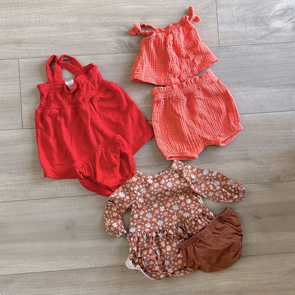 3 dress/set outfit bundle 3 months 👗